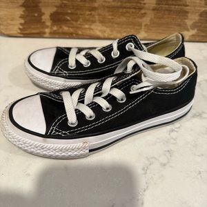 Boys converse sneakers